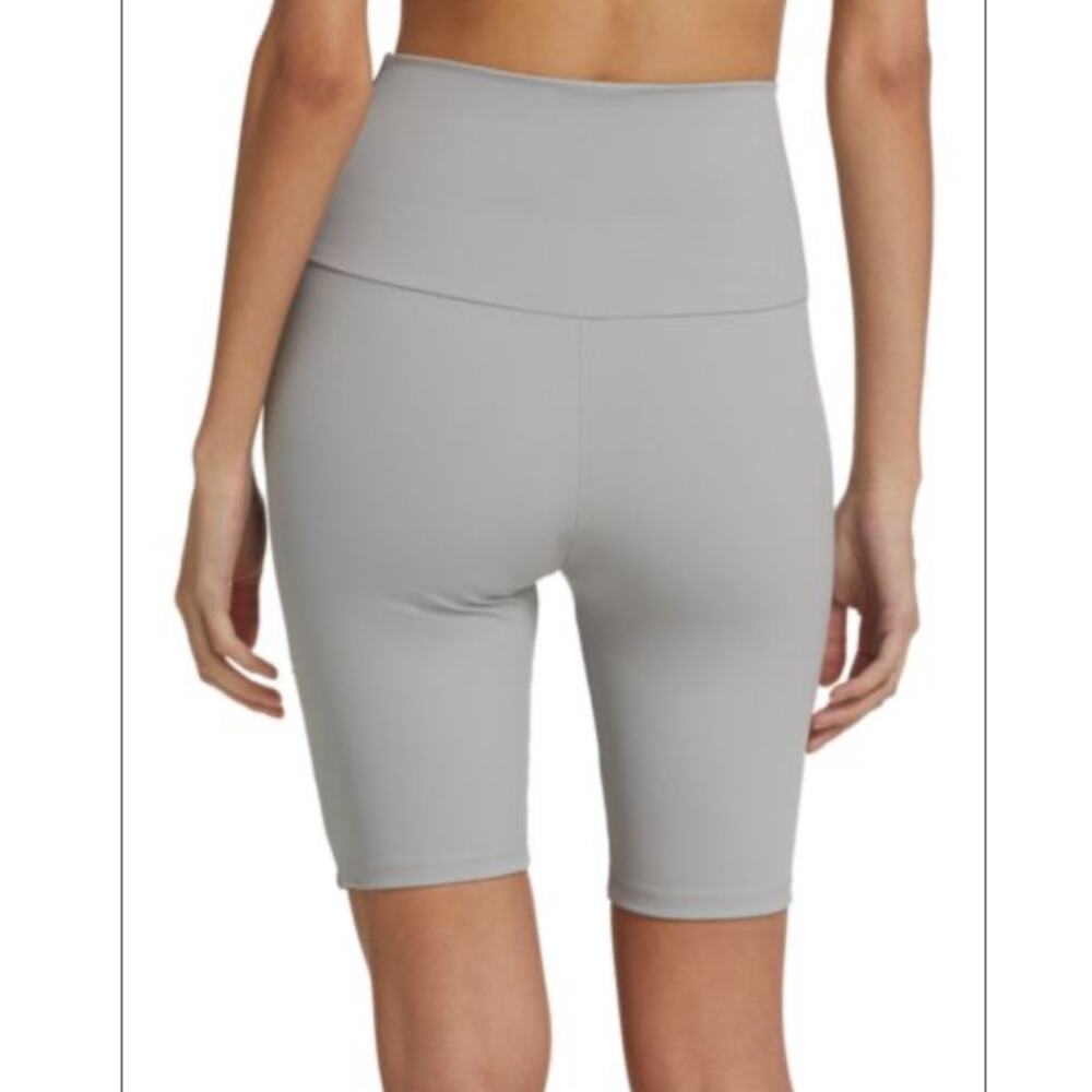 Port de Bra  Black and Gray High-Waisted Bike Shorts - Picture 3 of 6